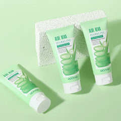 Aloe Vera Sparkling Peeling Gel for Gentle Exfoliation and Deep Cleansing